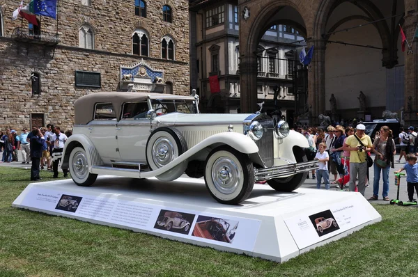 Florence, Italië - 15 juni 2014: vintage auto isotta 8a castagna — Stockfoto