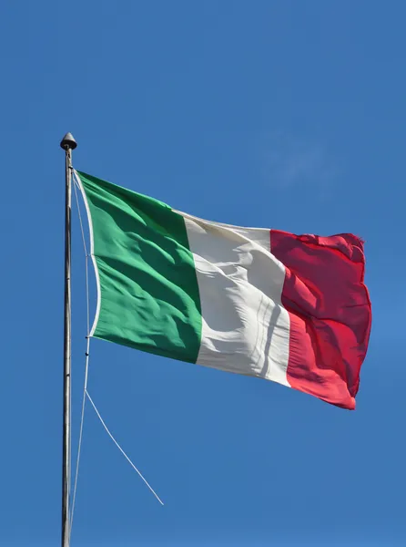Italien flagga viftar på vinden — Stockfoto