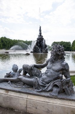 Çeşme Kalesi herrenchiemsee bavaria, Almanya için önünde rakamlar