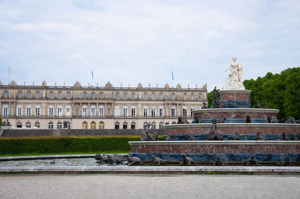 Zámek Herrenchiemsee na chiemsee v Bavorsku, Německo — Stock fotografie