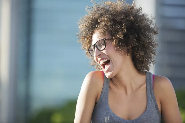 Vrouw lachen — Stockfoto