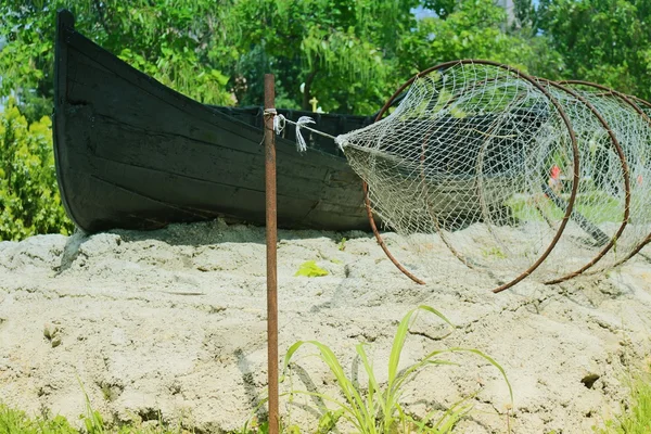 Bateau avec filet de pêche — Photo