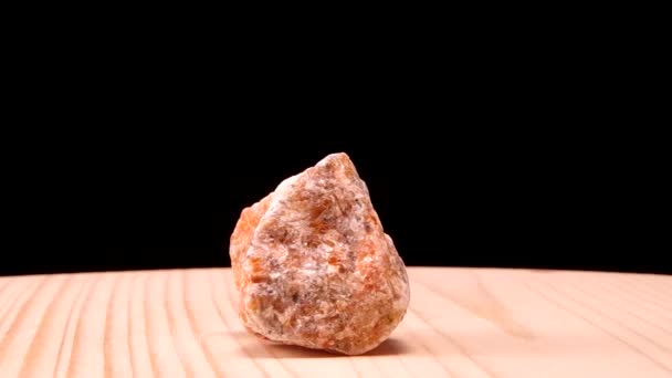 Calcite orange — Video