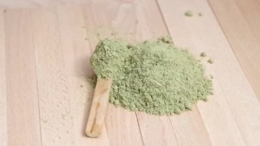 kurutulmuş arpa toz