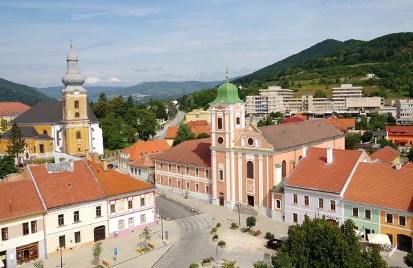 O centro histórico da cidade, Roznava, Eslováquia — Fotografia de Stock