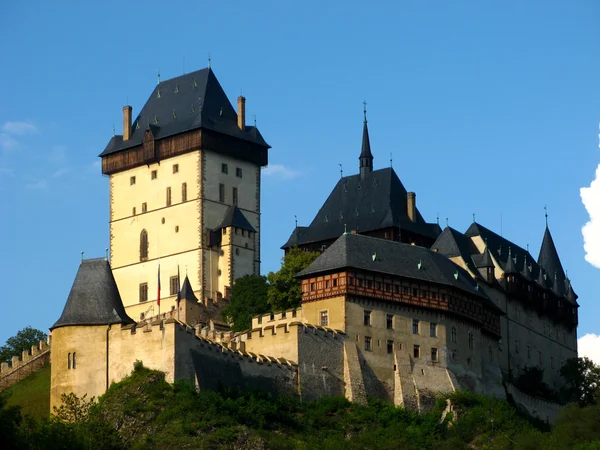 프라하, 체코 공화국 근처 고딕 karlstejn 성 — 스톡 사진