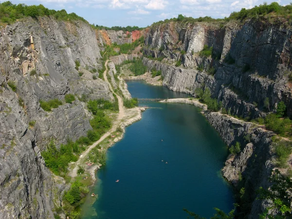 捷克共和国布拉格附近的大型采石场 免版税图库图片