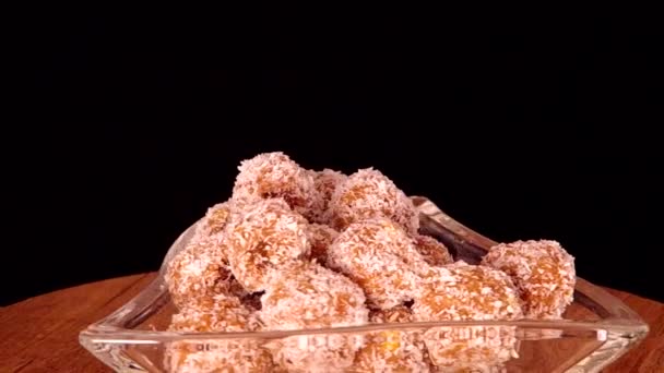 Coconut balls — Stock Video