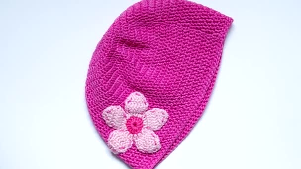 Girls Crochet hat — Stock Video