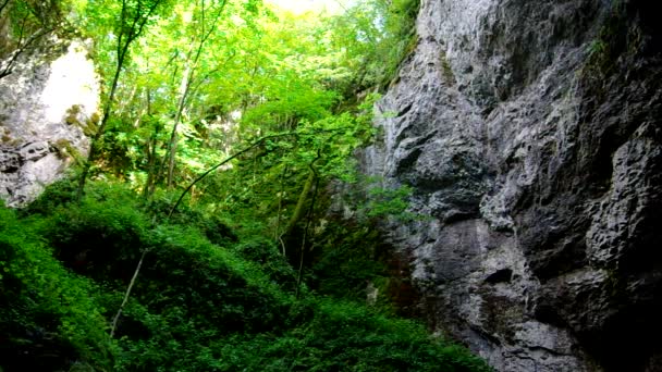 Silicka ladnica - grotte, près de Roznava, Slovaquie — Video