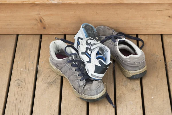 Pile of big and small shoes — Stock Photo, Image