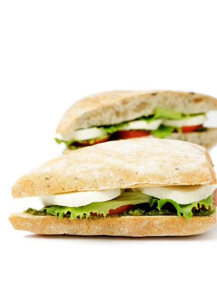 domates mozzarella sandviç