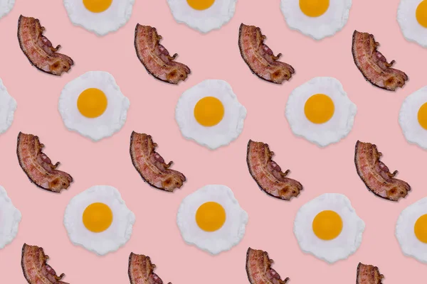 Motif Réalisé Avec Des Œufs Frits Des Tranches Bacon Croustillant — Photo