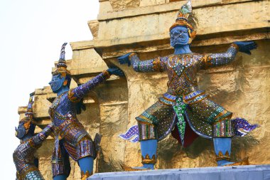 Üç ejderhalar. Kral parçası Bangkok palace