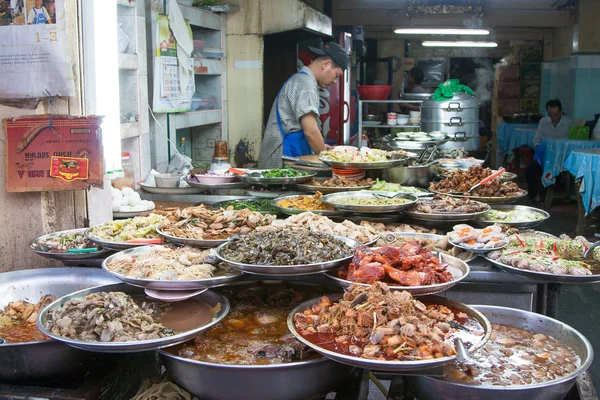 Cuisine asiatique plats de rue — Photo