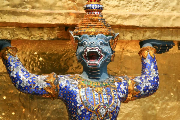 Dragon bleu. Fragment du Palais du Roi à Bangkok — Photo