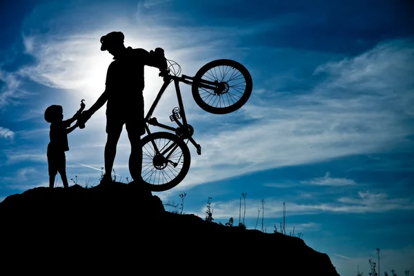 Motociclista de montanha — Fotografia de Stock