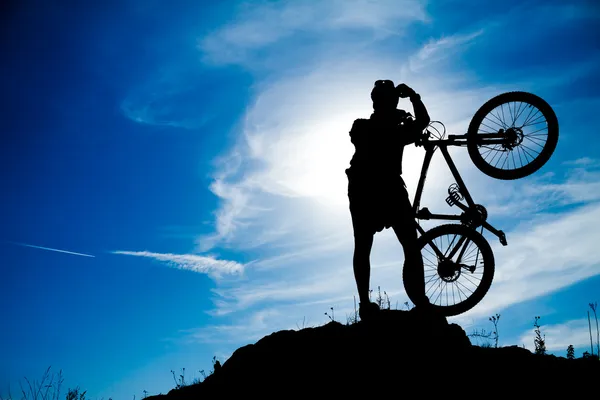 Mountainbike-åkaren — Stockfoto