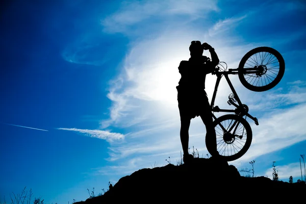 Ciclista de montaña — Foto de Stock