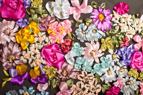 Macro de bordado de cinta de seda. Hermoso fondo de la flor cinta — Foto de Stock