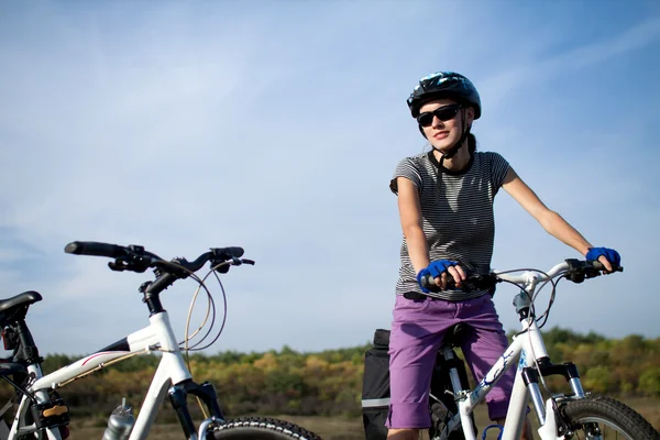 Spring summer bike riding — ストック写真