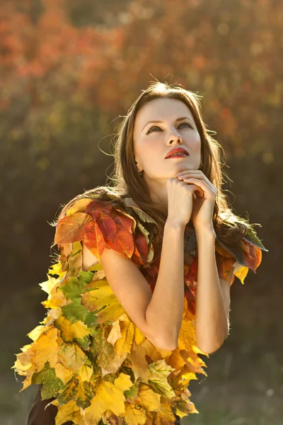 Herfst vrouw mode portret — Stockfoto