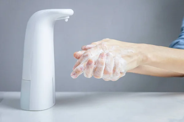 Hand Cleaning Non Contact Automatic Antiseptic Solution Soap Dispenser Prevent Stock Kép