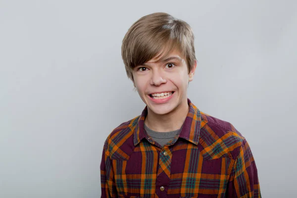 Emotionales Porträt Eines Teenagers Karierten Hemd — Stockfoto