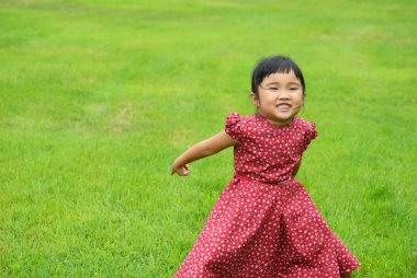 yeşil bahçesinde komik