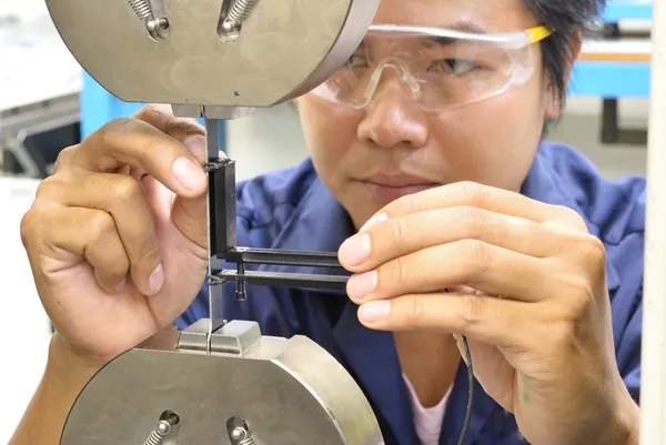 Tensile test setup — Stock Photo, Image