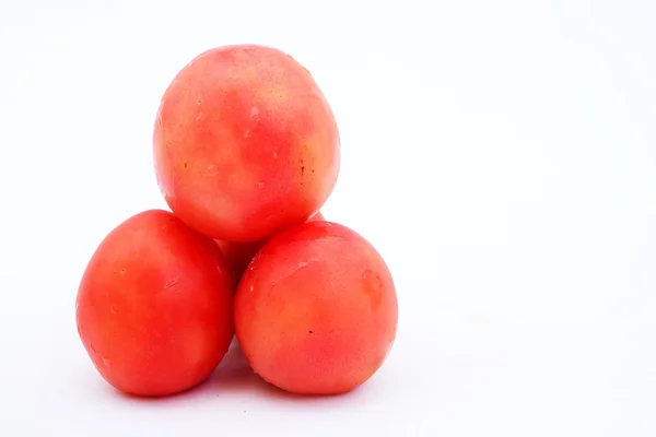 Schöne frische Tomaten — Stockfoto