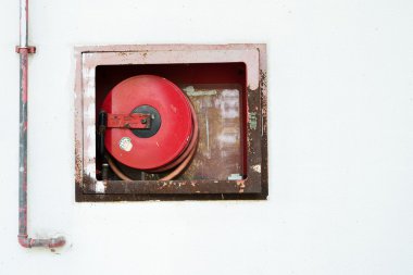 stary pojemnik ognia 