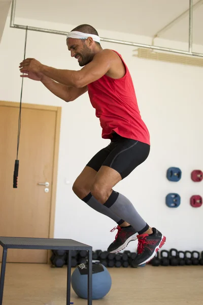 Athlete jumping — Stock Photo, Image