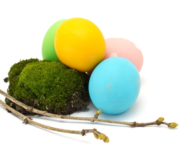 Uova di Pasqua isolate su bianco — Foto Stock