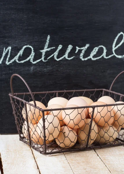 Fresh organic eggs — Stock Photo, Image