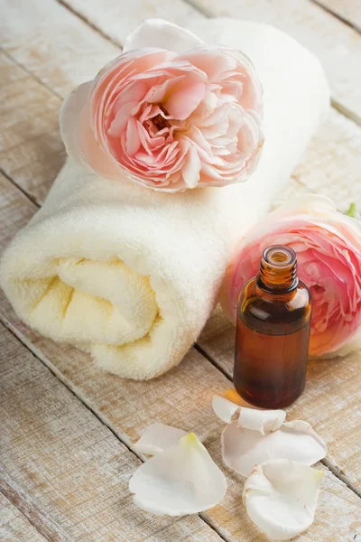 Väsentliga aromaolja — Stockfoto