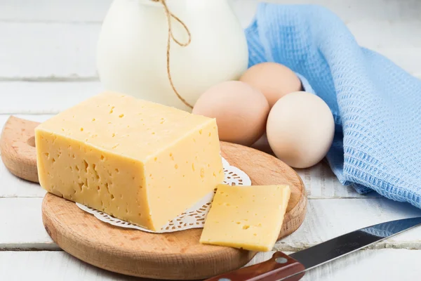 Dairy products - cheese, milk, eggs. — Stock Photo, Image