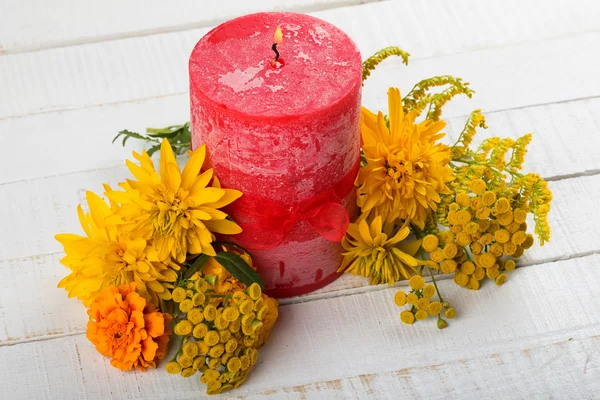 Autumn flowers on table — Stock Photo, Image