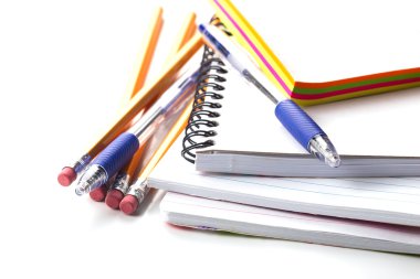 Beyaz arkaplanda kırtasiye