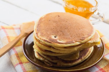 Krep plaka üzerinde