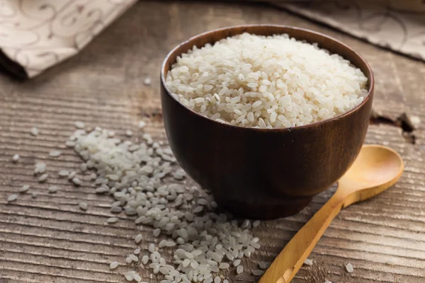 Arroz en tazón de cerámica — Foto de Stock