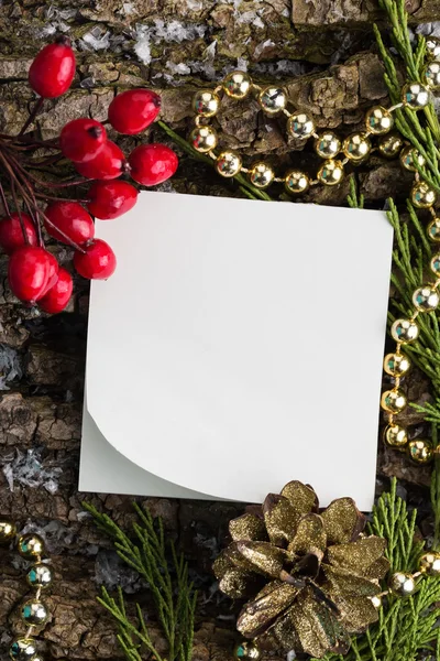 Decorative christmas composition and note — Stock Photo, Image
