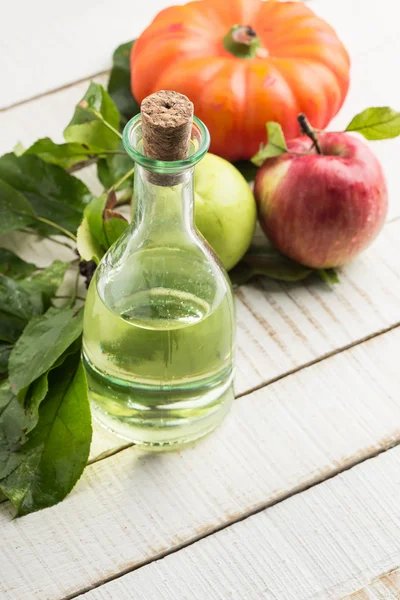 Apple vinegar — Stock Photo, Image