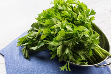 taze organik maydanoz