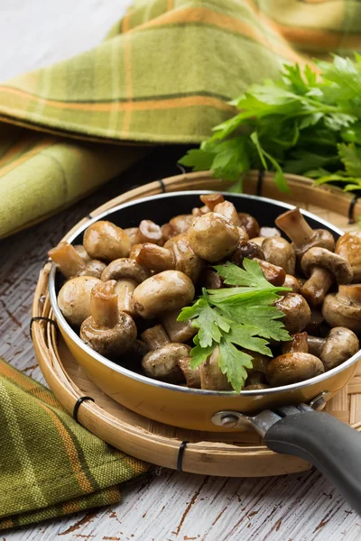 Fried mushrooms — Stock Photo, Image