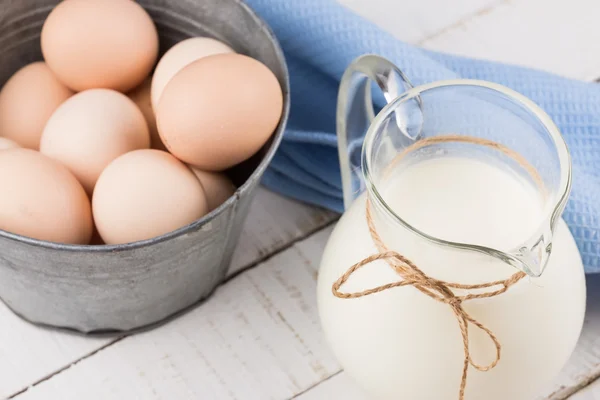 Dairy products - milk, eggs. — Stock Photo, Image