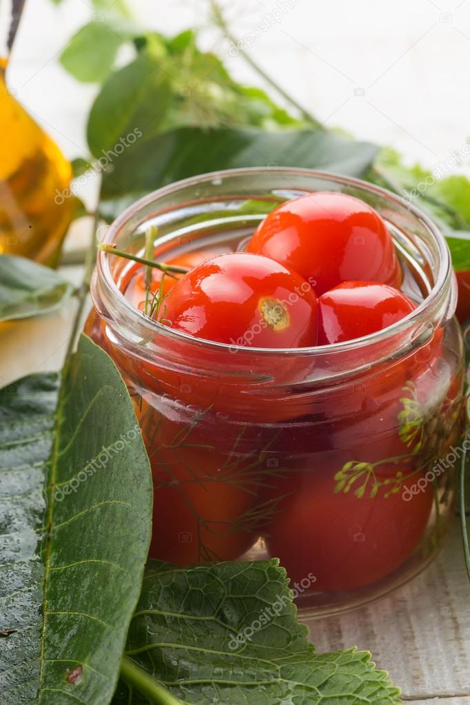 Tomates en escabeche 2022