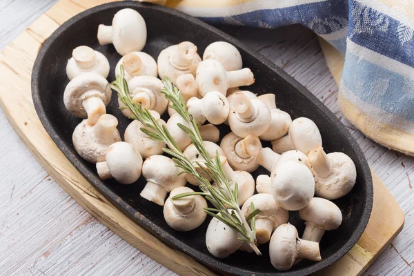 Fresh mushrooms — Stock Photo, Image