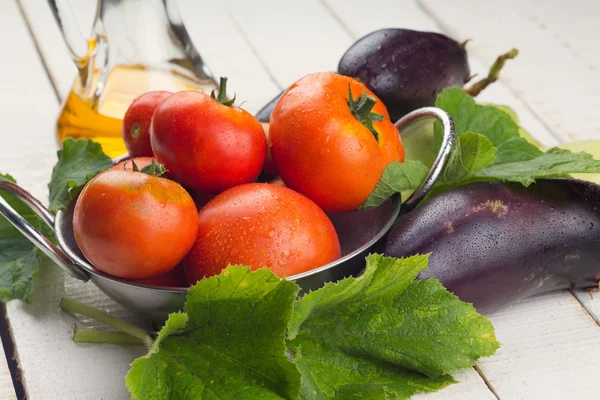 Fresh vegetables on wooden table — Stock Photo, Image