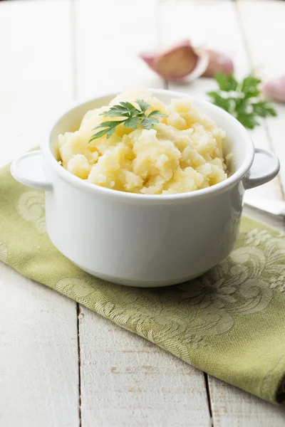 Aardappelpuree in kom — Stockfoto